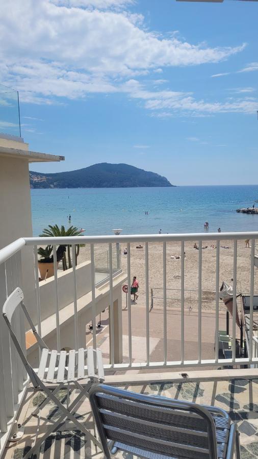Les Pieds Dans L'O - Appartement 50M2 Front De Mer Saint-Cyr-sur-Mer Exterior foto